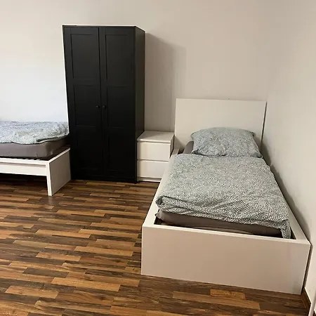 Fuer 4 Personen In Boehlen, Friedrich-ebert-str דירה Bohlen (Saxony)